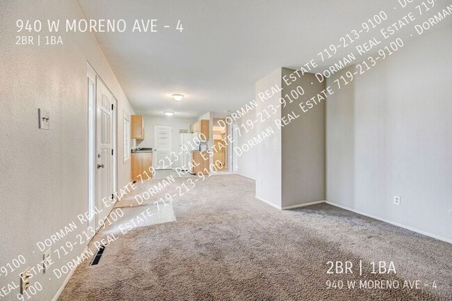 Building Photo - 940 W Moreno Ave