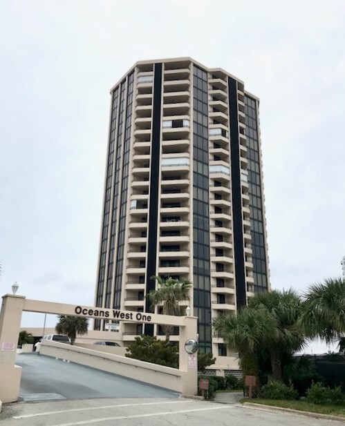 Exterior Building - 1 Oceans West Blvd
