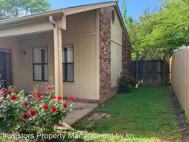 Building Photo - 3-7 Brookshire Ct