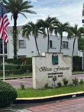 Building Photo - 9443 Fontainebleau Blvd