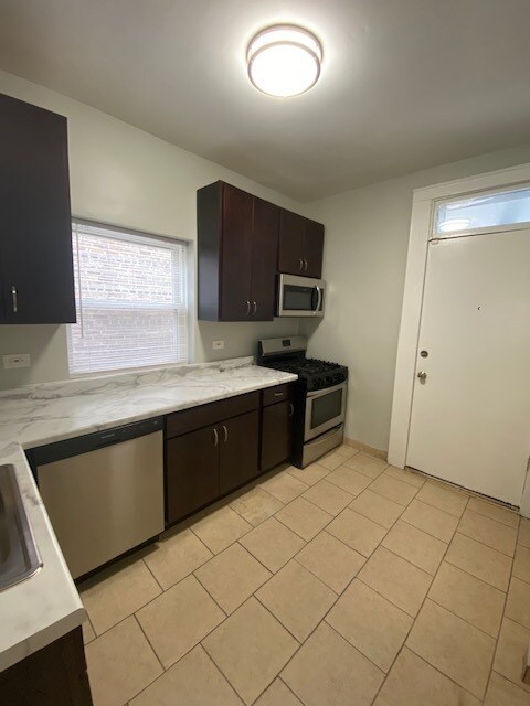 Foto del edificio - 8409 Monticello Ave