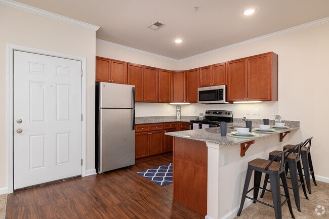 Interior Photo - Palisades at New River