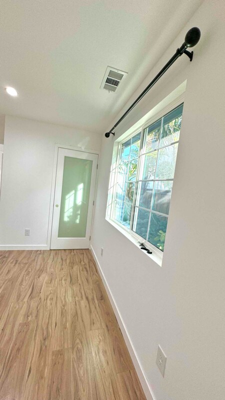 Foto del edificio - 6901 Shoshone Ave