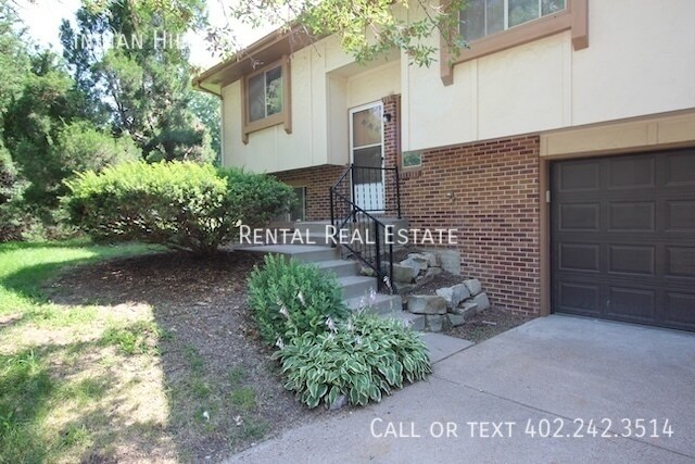 Building Photo - 727 Indian Hills Dr