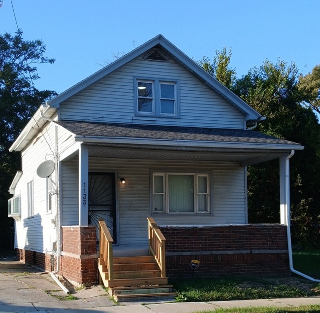 Building Photo - 1133 Sherman St