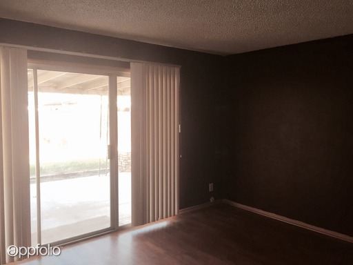 Foto del edificio - 1628 E Sierra Ave