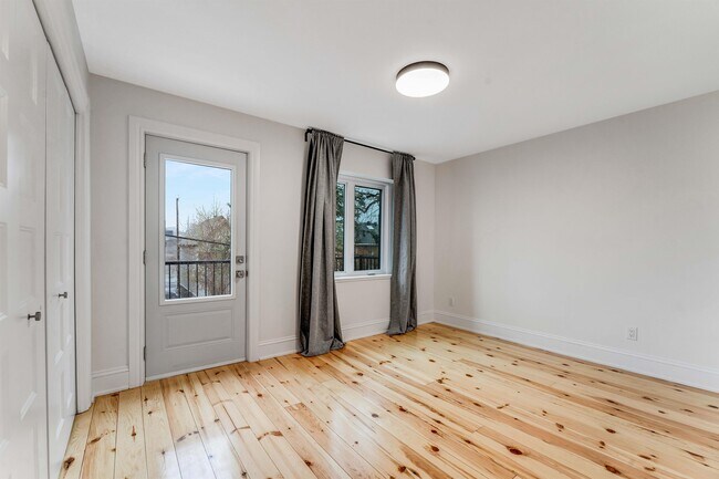 Photo du bâtiment - 288 Arlington Ave