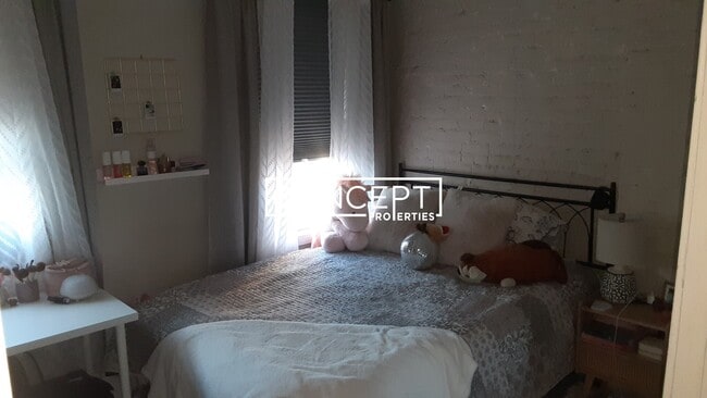 Foto del edificio - 892 Huntington Ave