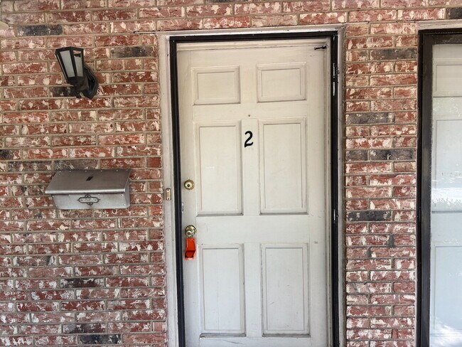 Foto del edificio - 2 bed/1.5 bath unit close to Hallmark Park and Hulen Mall