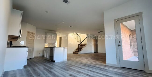 Photo - 3711 Jayci Lk Trce Apartment