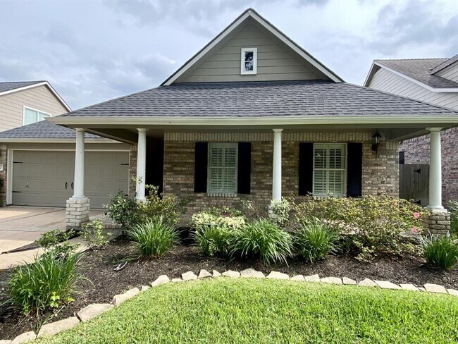 Building Photo - 7807 Highland Glen Dr