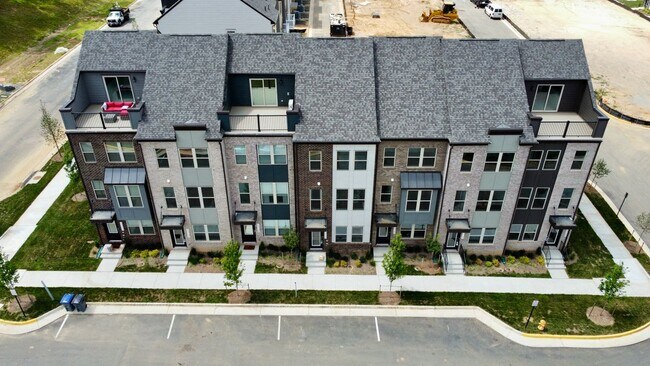 Building Photo - 13744 Cobble Lp