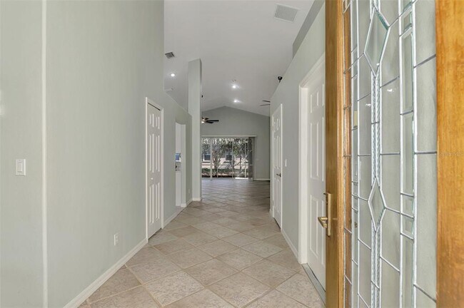 Foto del edificio - 5271 Highbury Cir