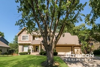 Building Photo - 14106 Woodward St