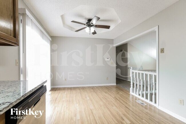 Foto del edificio - 517 SE Onyx Dr