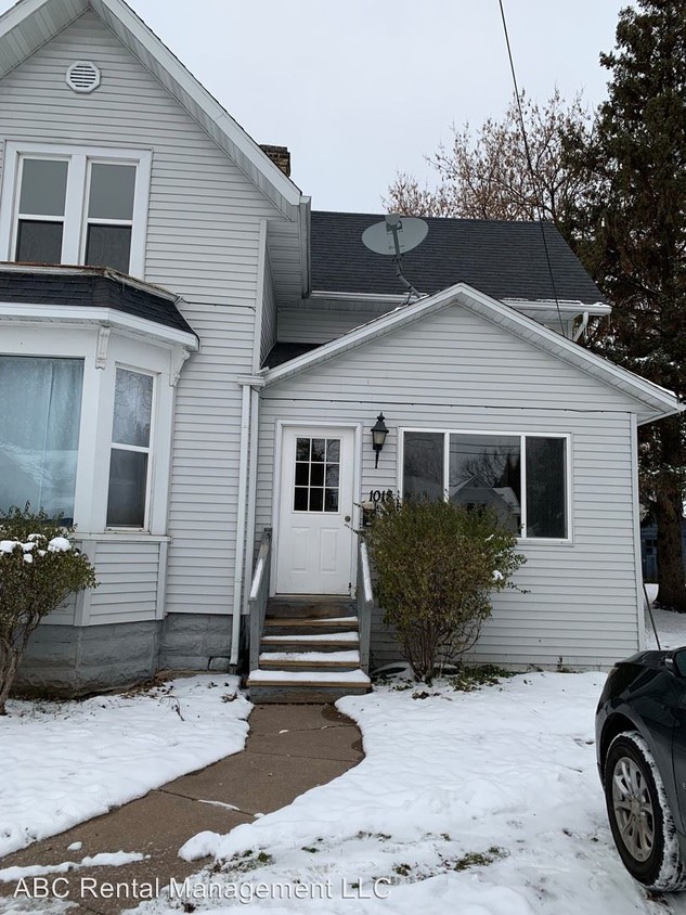 Primary Photo - 1018-1020 3rd Ave