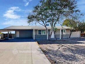 Building Photo - 208 N 100th Pl