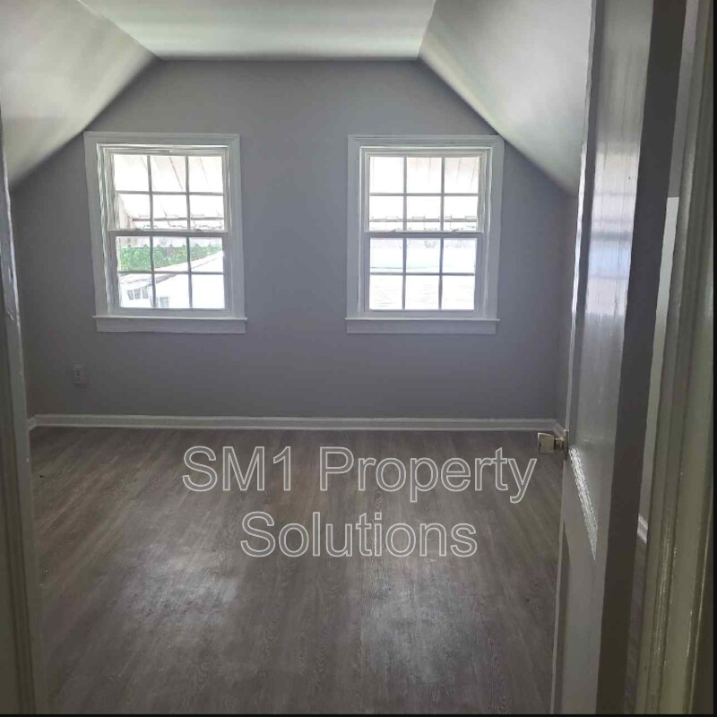 Foto del edificio - 1606 Summit Avenue - C