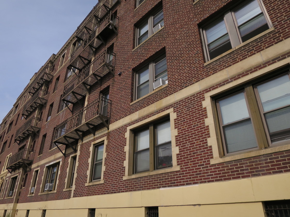 Primary Photo - 383 Broadway