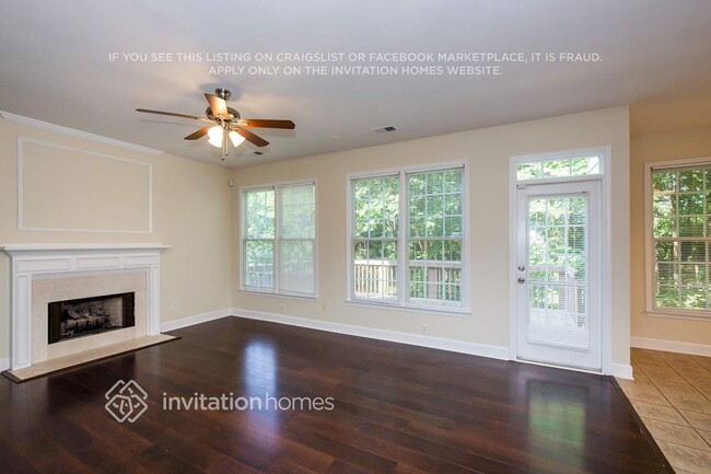 Foto del edificio - 1248 Blackstone Ct NW