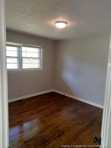 Foto del edificio - 838 Ridge Rd