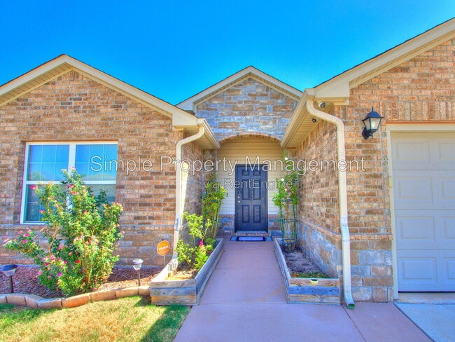 Building Photo - 9508 Linus Dr