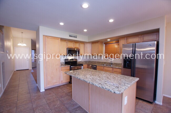 Building Photo - North Phoenix 4 bedroom home ready for mov...