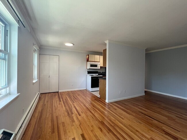 Foto del edificio - 272 Regency Park Dr