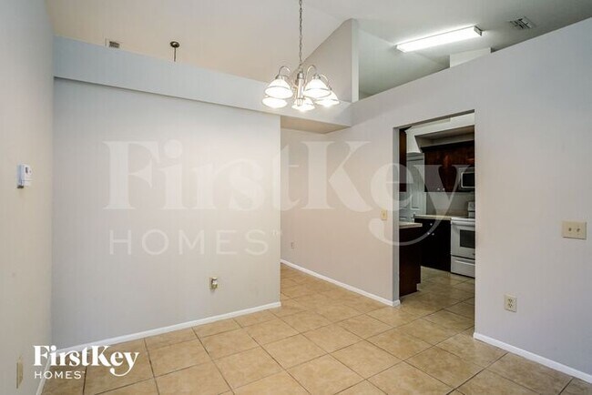 Building Photo - 4733 Westwind Dr