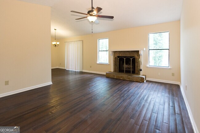 Building Photo - 2098 Walden Park Drive