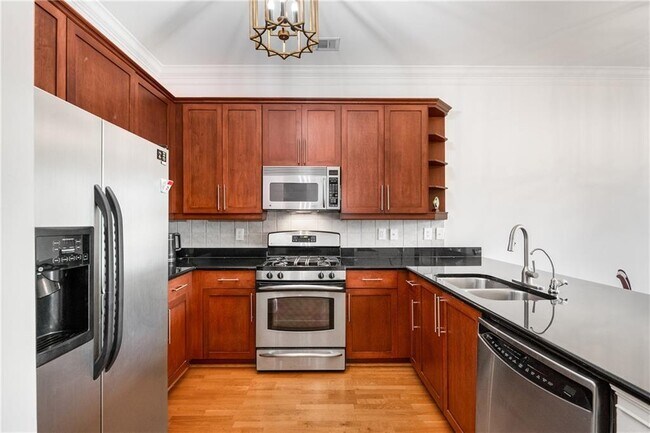 Building Photo - 1055 Piedmont Ave NE