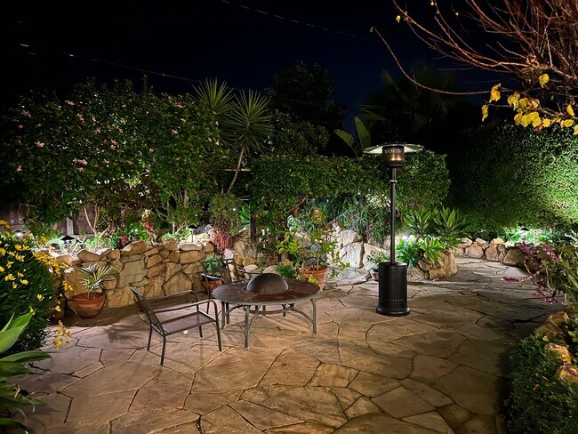 Foto del edificio - 2034 Gillespie St