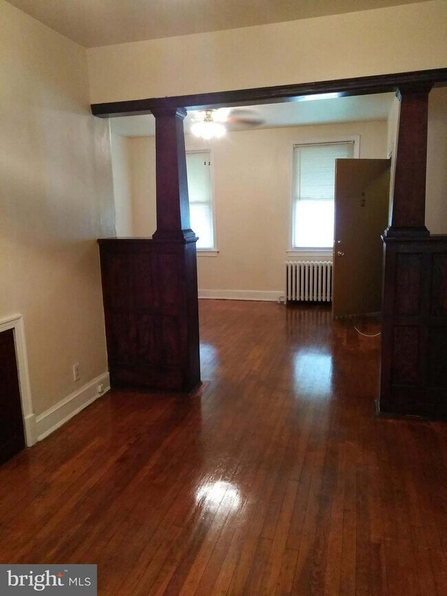 Foto del edificio - 909 Quincy St NE