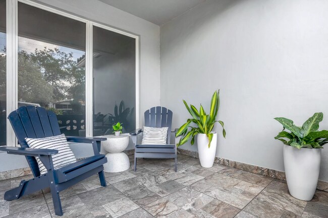 Foto del edificio - 5316 Johnson St