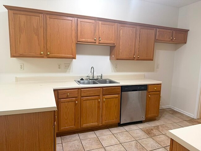 Foto del edificio - 7751 Lipscomb Dr
