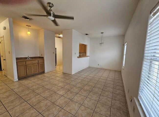 Building Photo - 9804 Cantera Ct