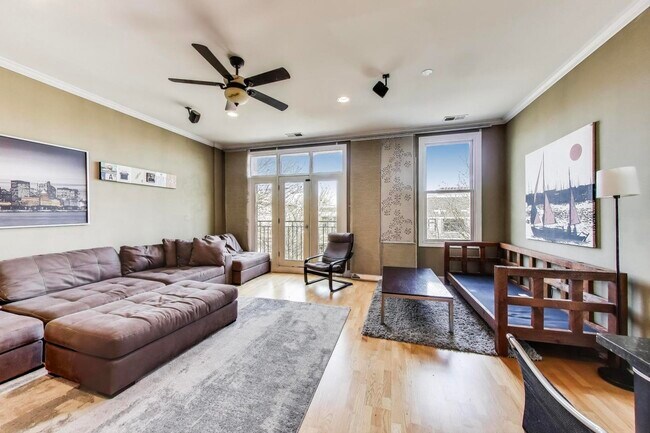 Foto del edificio - 4814 N Damen Ave