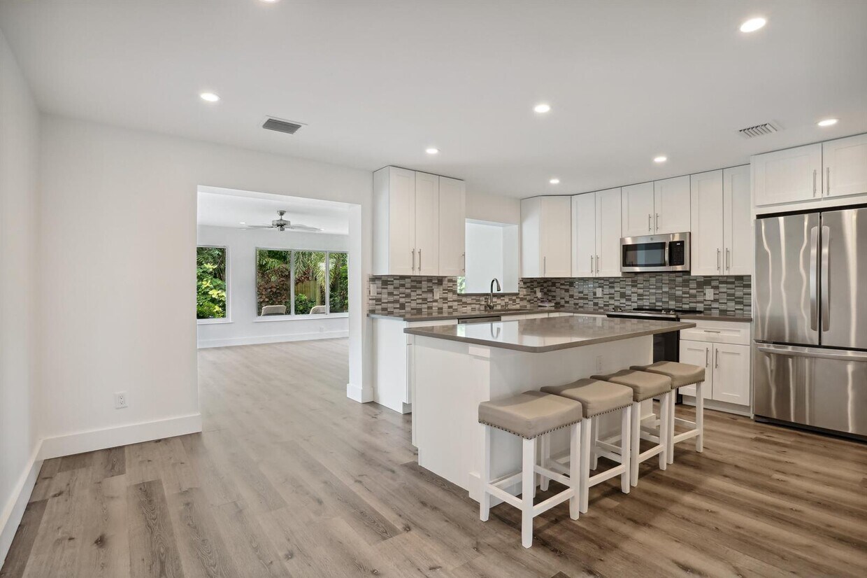 910 Denery Ln, Delray Beach, FL 33483 House for Rent in Delray Beach