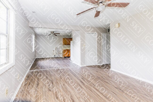 Foto del edificio - 1430 W 14th St