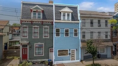 Building Photo - 909 James St