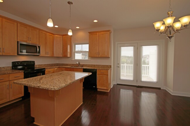 Building Photo - 2213 Lapis Ln