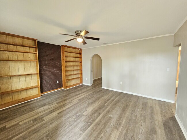Foto del edificio - Single Family in Cocoa - Available July 1st!