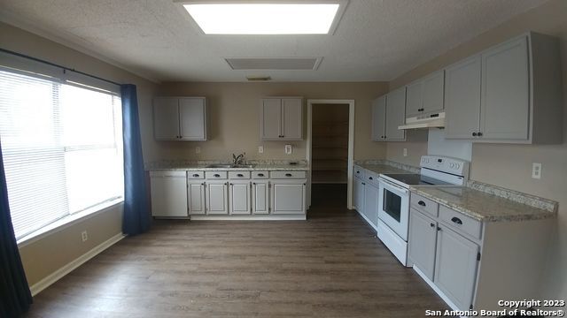 Foto del edificio - 719 Meadow Forge
