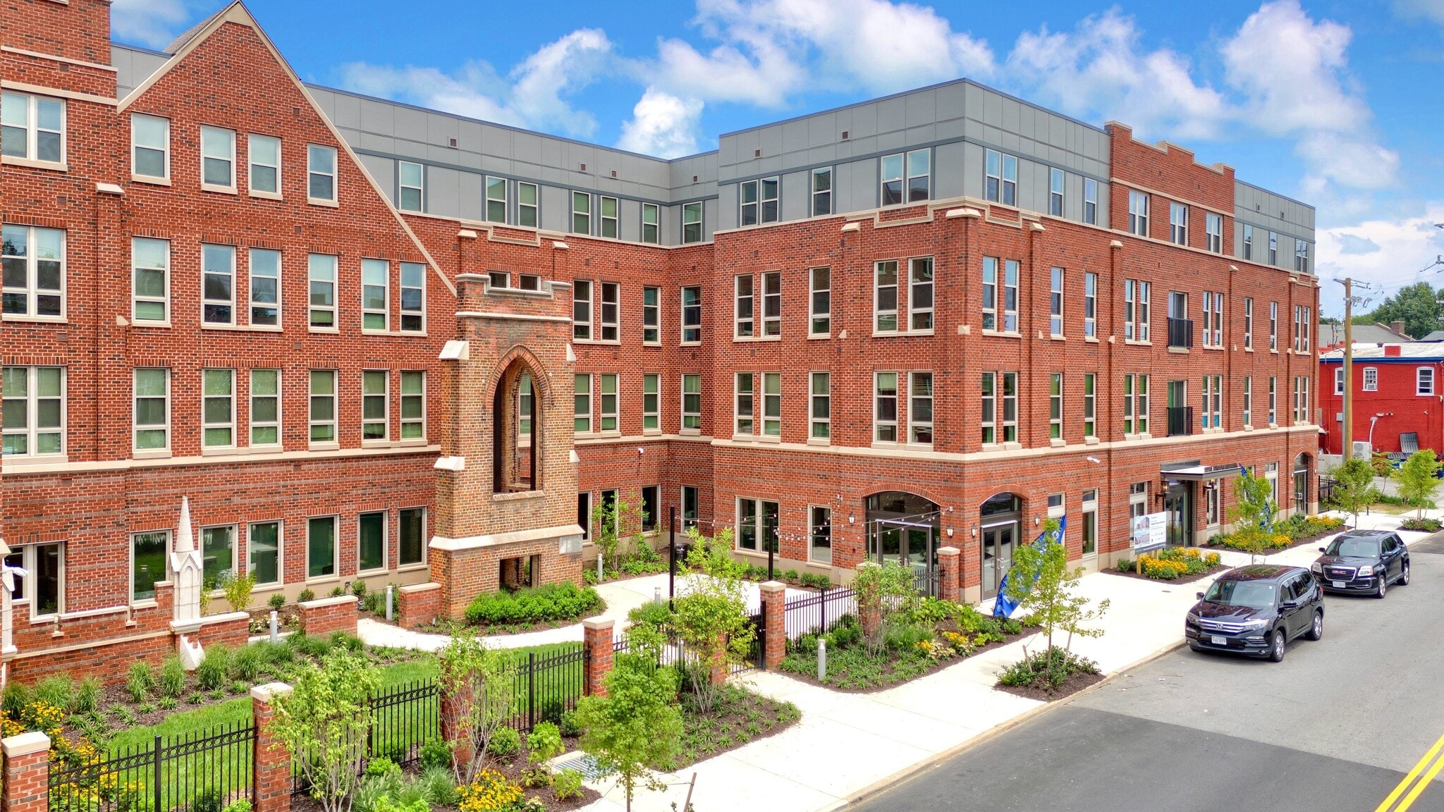 Beautiful view of Richmond Va Apartments With Mindfulness Classes