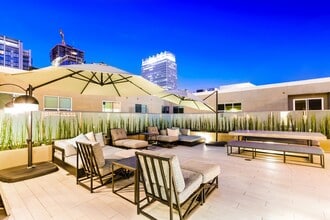 Building Photo - E On Grand