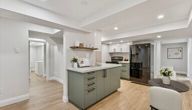 Building Photo - 2123 Nipigon Dr