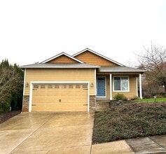 Building Photo - 6913 Owl Dr SE