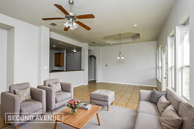 Foto del edificio - 5916 Pansy Rd