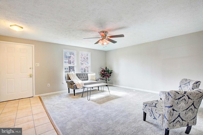 Building Photo - 2530 Log Mill Ct