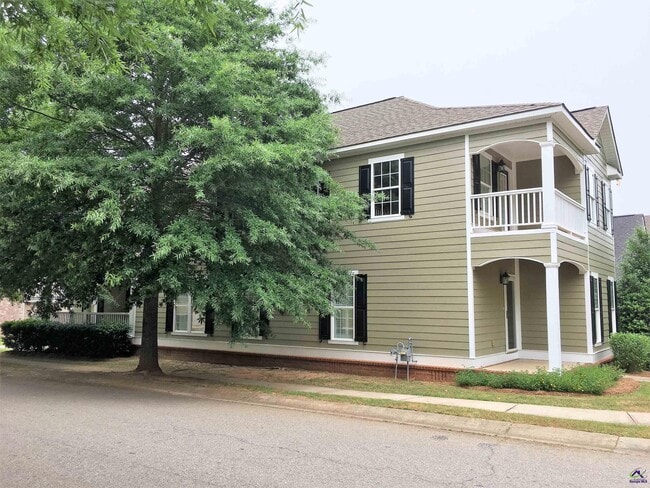 Building Photo - 502 Whistler Ln N